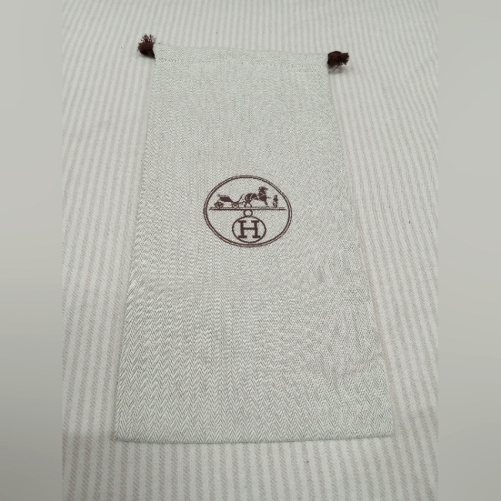 Hermes drawstring dustbag 6.5 x 14 in.